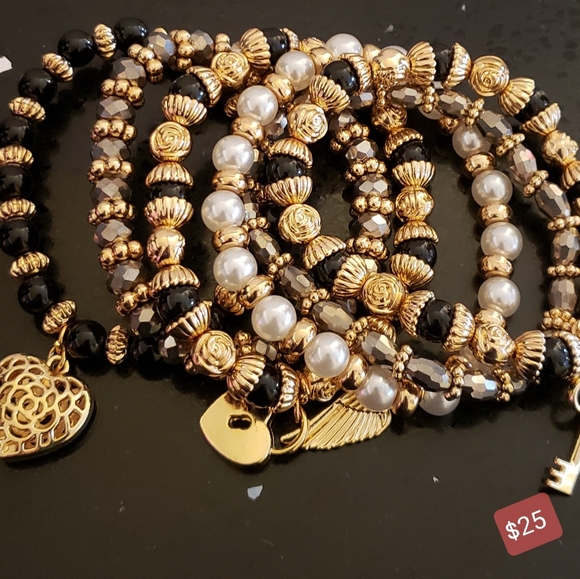 Bracelets - Picture 5 of 5